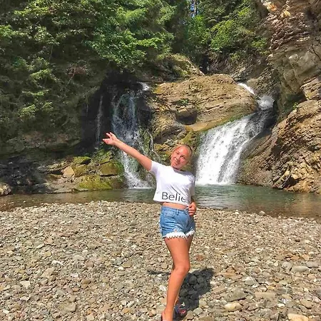 у курила з сауною та чаном на дровах Apartment *