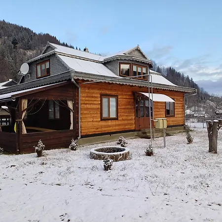 у курила з сауною та чаном на дровах Apartment