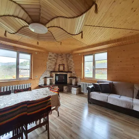 у курила з сауною та чаном на дровах