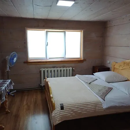 у курила з сауною та чаном на дровах *