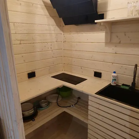 у курила з сауною та чаном на дровах