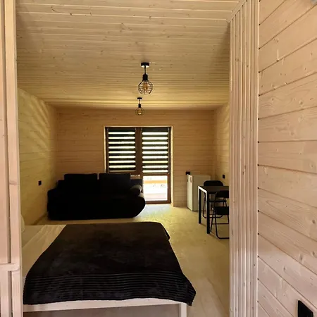 Apartament у курила з сауною та чаном на дровах *