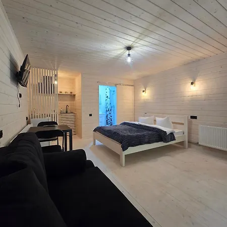 Apartment у курила з сауною та чаном на дровах *