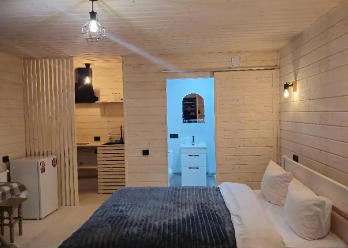 Appartement у курила з сауною та чаном на дровах